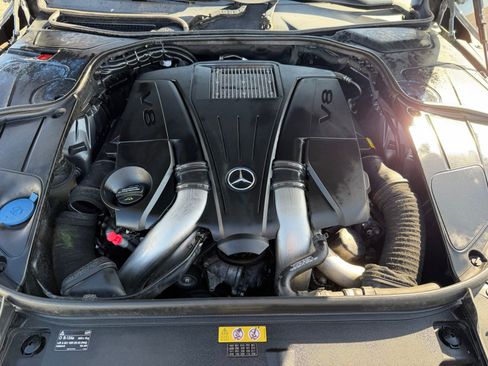 Used 2015 Mercedes-Benz S 550 Sedan image 26