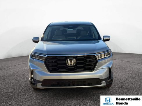 Used 2025 Honda Pilot EX-L image 8