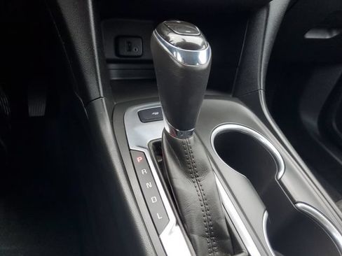 Used 2018 Chevrolet Equinox LT FWD image 30