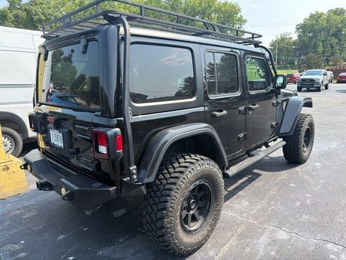 Used 2019 Jeep Wrangler Unlimited Rubicon AWD/4WD image 5