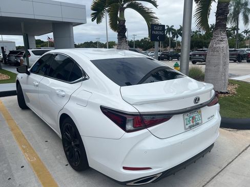 Used 2023 Lexus ES 350 F Sport w/ Accessory Package (Z2) FWD image 7