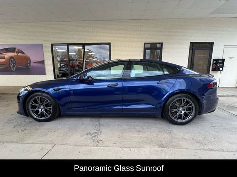 Used 2021 Tesla Model S Plaid image 4