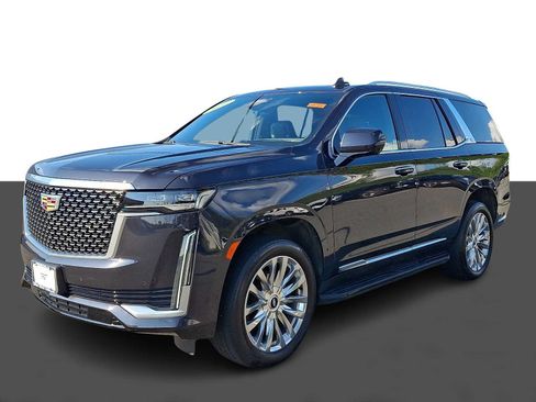 Certified 2023 Cadillac Escalade Premium Luxury w/ LPO, Floor Liner Package AWD/4WD image 3