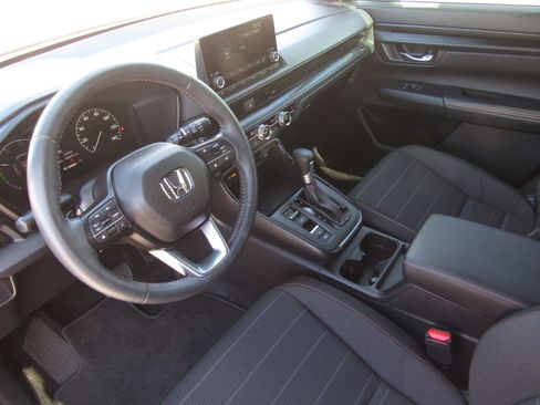 Certified 2024 Honda CR-V Sport image 17