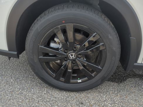 New 2026 Honda HR-V Sport image 14