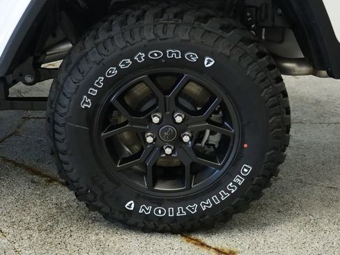 New 2026 Jeep Gladiator Mojave AWD/4WD image 15