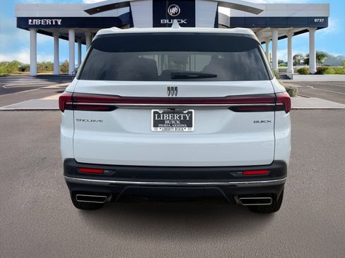 Used 2025 Buick Enclave Preferred image 4
