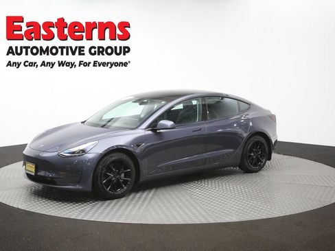 Used 2022 Tesla Model 3 Long Range AWD/4WD image 53