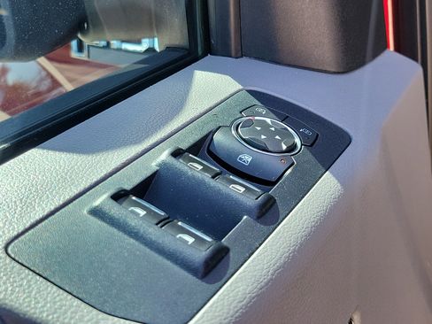 Used 2018 Ford F150 XLT w/ Equipment Group 302A Luxury image 14