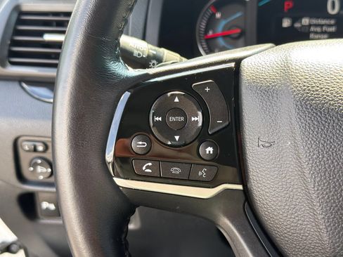 Used 2022 Honda Pilot Touring image 17