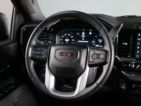 Used 2022 GMC Sierra 1500 Elevation image 11