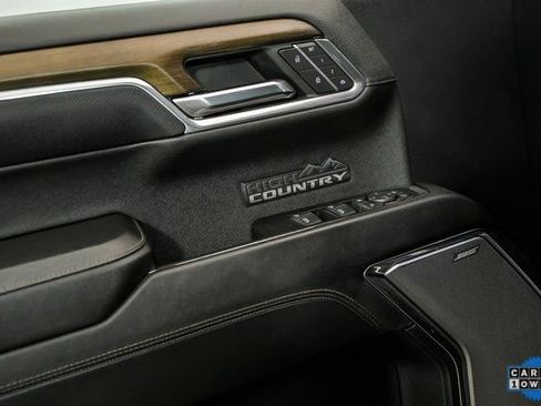 Used 2024 Chevrolet Silverado 1500 High Country w/ High Country Premium Package image 8