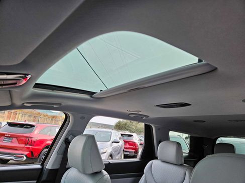 Used 2020 Hyundai Palisade SEL w/ Premium Package image 18