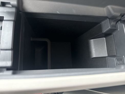 Used 2023 Nissan Rogue SL w/ SL Premium Package image 39