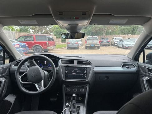 Used 2024 Volkswagen Tiguan S FWD image 18