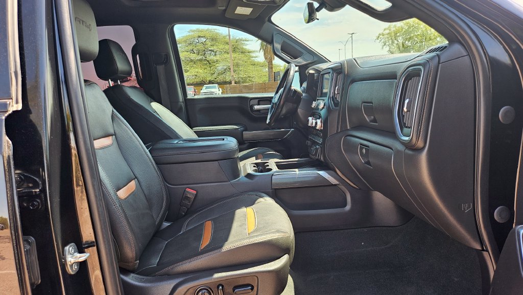 Used 2021 GMC Sierra 1500 AT4 w/ AT4 Premium Package AWD/4WD image 18