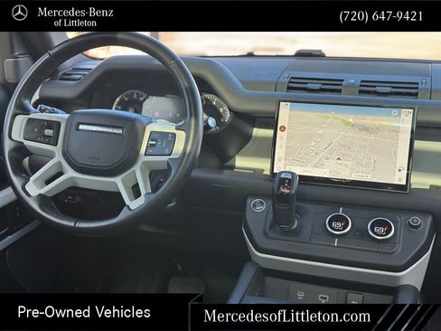 Used 2023 Land Rover Defender 90 X-Dynamic SE image 23