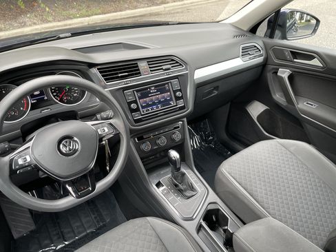 Used 2021 Volkswagen Tiguan S FWD image 27