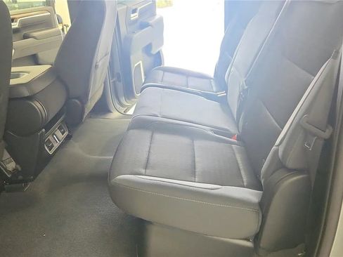 Used 2023 Chevrolet Silverado 1500 LT image 32