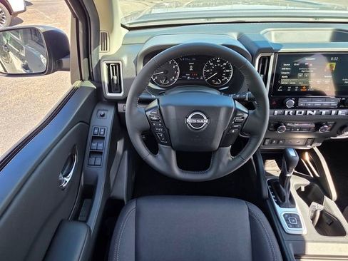 New 2026 Nissan Frontier SV w/ SV Convenience Package AWD/4WD image 8