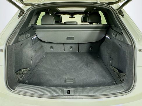 Used 2020 Audi Q5 2.0T Premium AWD/4WD image 32