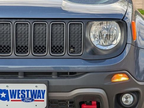 Used 2023 Jeep Renegade Trailhawk image 9