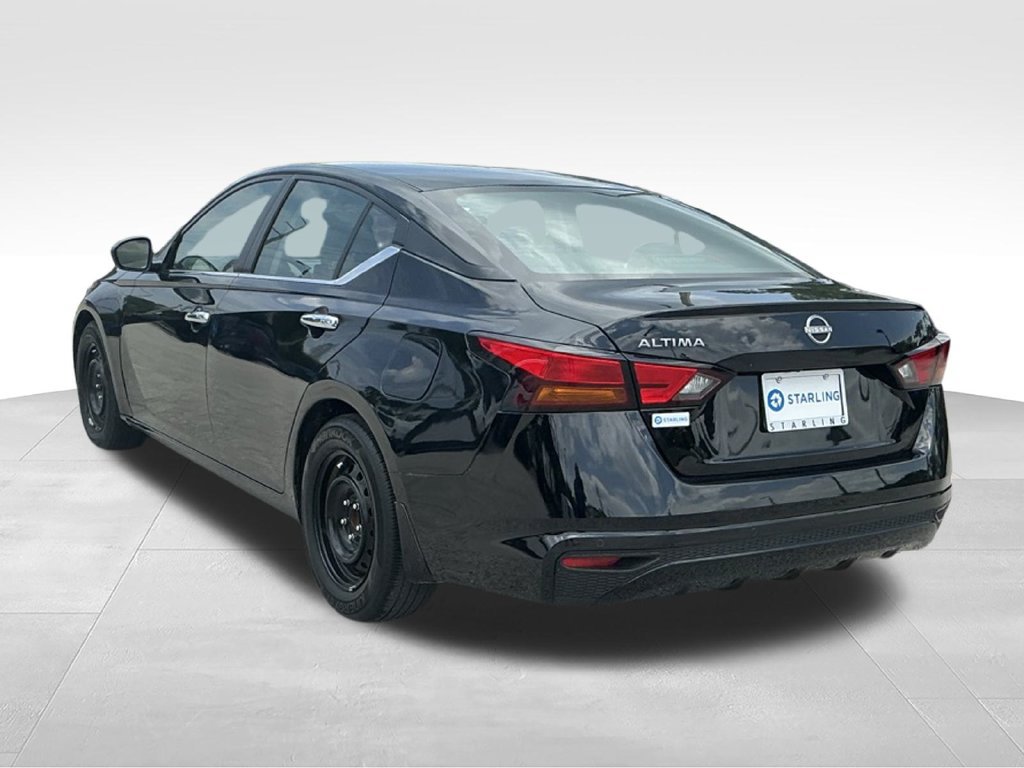 Used 2024 Nissan Altima 2.5 S FWD image 7