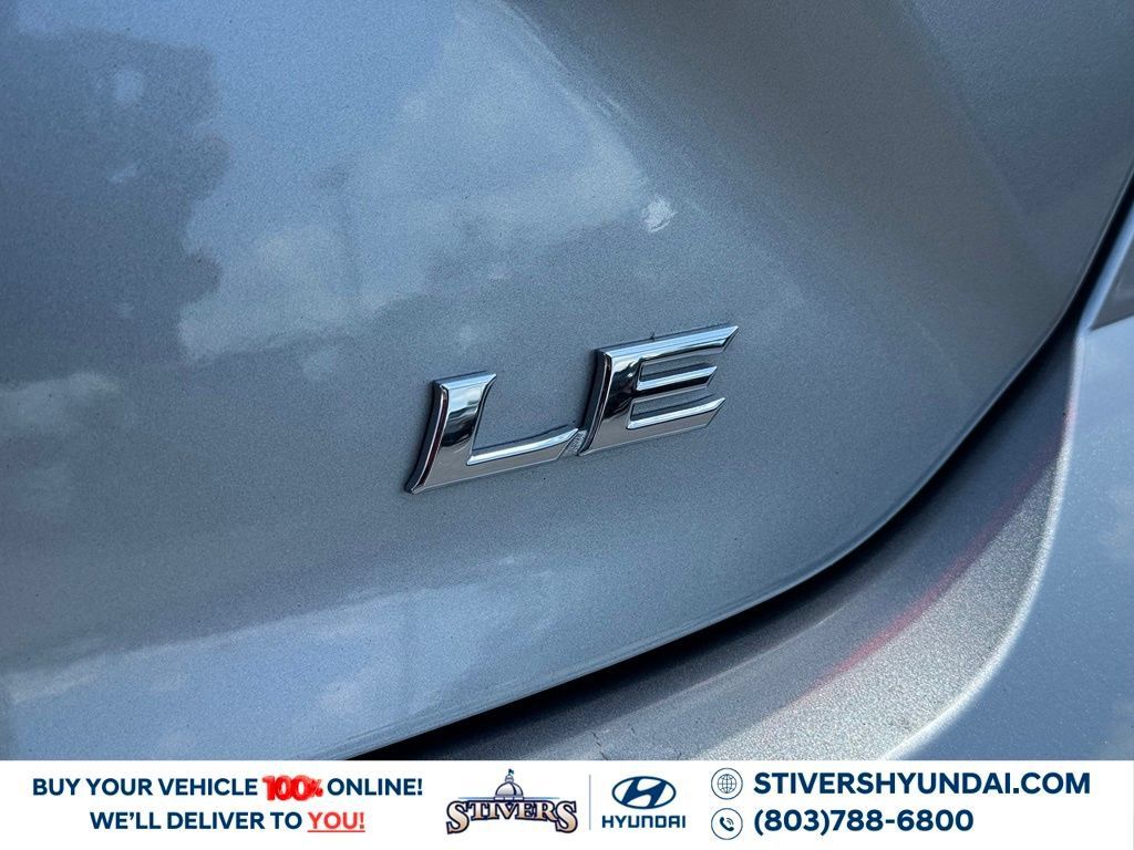 Used 2025 Toyota Camry LE FWD image 14