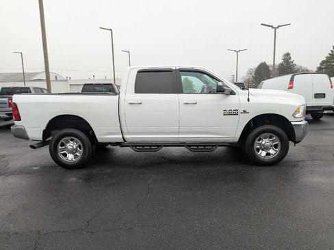 Used 2018 RAM 2500 SLT image 9