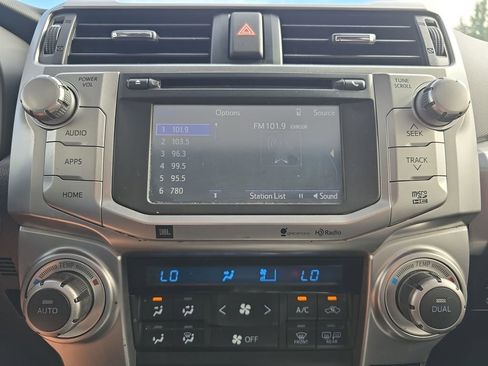 Used 2015 Toyota 4Runner Limited image 13