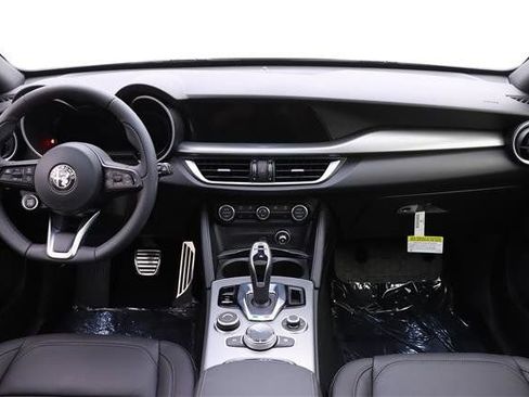 New 2024 Alfa Romeo Stelvio Ti AWD/4WD image 8