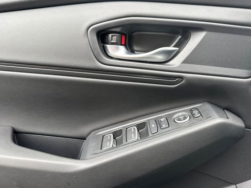 Used 2024 Honda Accord EX image 12