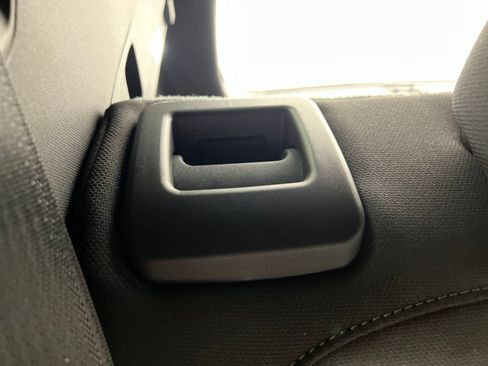 Used 2026 Chevrolet Equinox LT FWD image 23