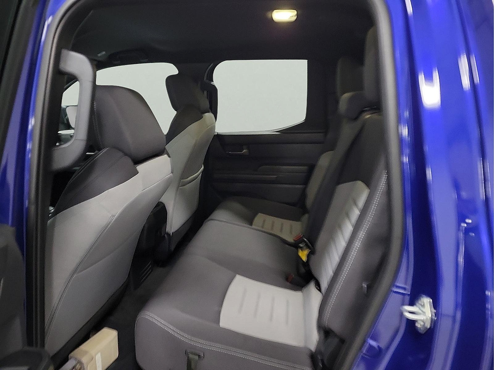 Certified 2025 Toyota Tacoma TRD Off-Road AWD/4WD image 8