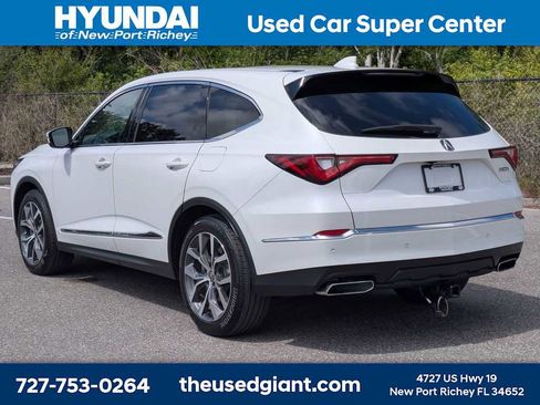 Used 2023 Acura MDX FWD w/ Technology Package image 3