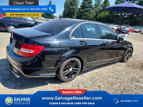 Used 2013 Mercedes-Benz C 250 Sedan image 4