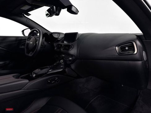 Used 2020 Aston Martin V8 Vantage Coupe RWD image 26
