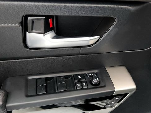 Used 2023 Toyota Sequoia Limited AWD/4WD image 22