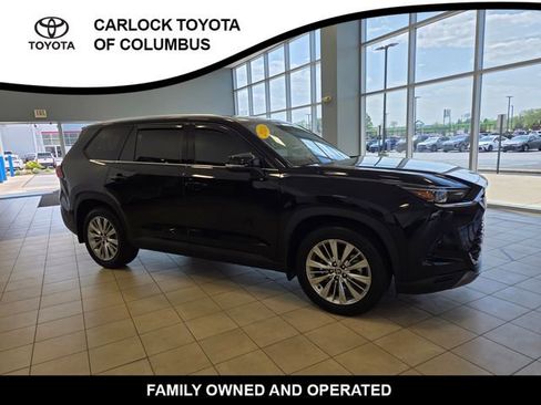 Used 2024 Toyota Grand Highlander AWD image 5