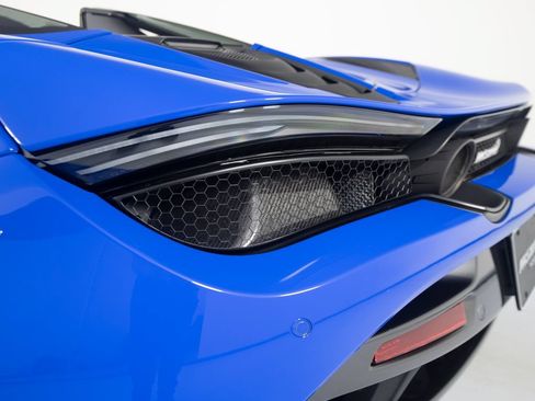 Used 2020 McLaren 720S Performance RWD image 43