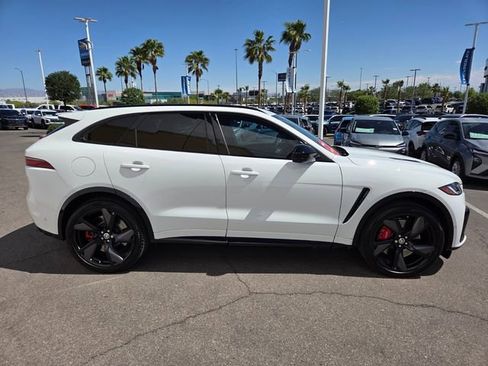 Used 2025 Jaguar F-PACE SVR image 7