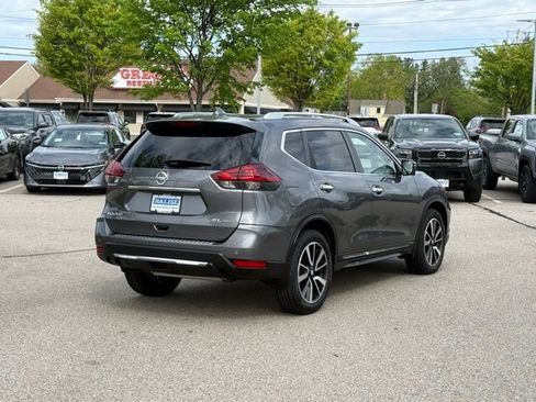 Used 2019 Nissan Rogue SL w/ Premium Package AWD/4WD image 6