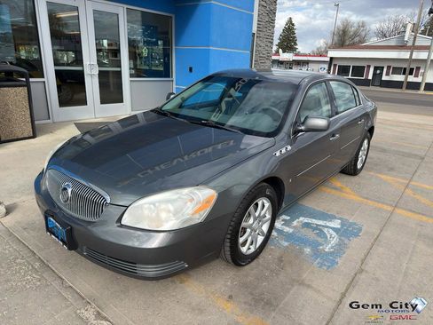 Used 2008 Buick Lucerne CXL w/ Driver Confidence Package FWD image 2