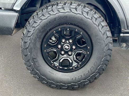 Used 2024 Ford Bronco Wildtrak AWD/4WD image 30