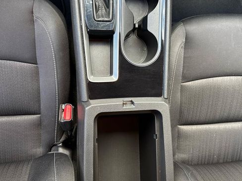 Used 2024 Nissan Altima 2.5 SV FWD image 12