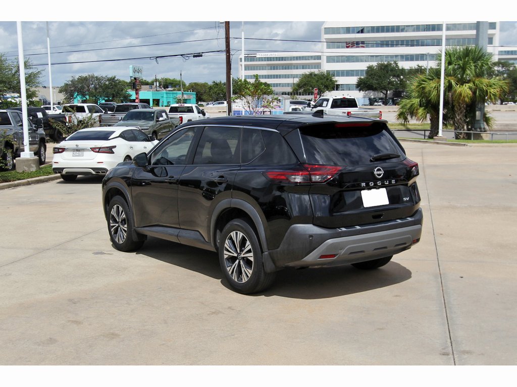 Used 2022 Nissan Rogue SV FWD image 4
