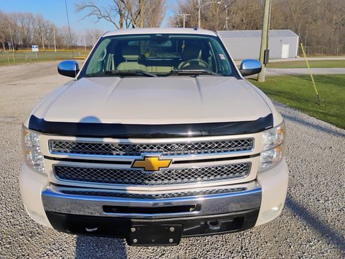 Used 2013 Chevrolet Silverado 1500 LTZ w/ LTZ White Diamond Edition image 2