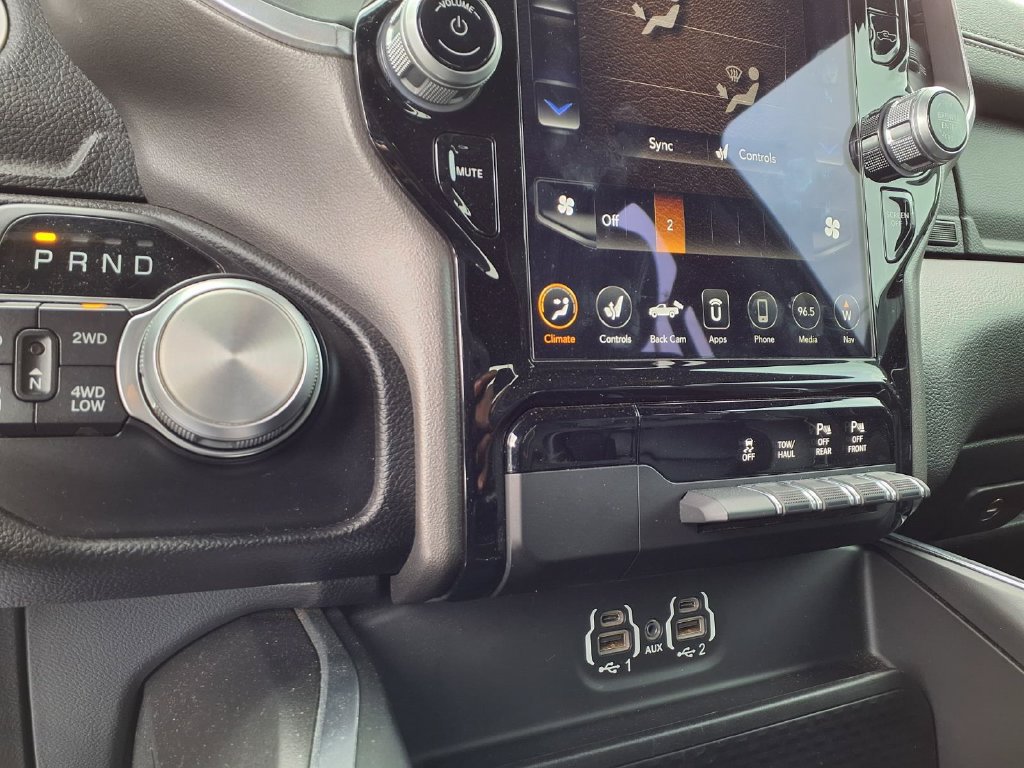 Used 2021 RAM 1500 Laramie w/ Sport Appearance Package AWD/4WD image 7