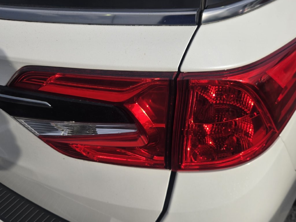 Used 2021 Honda Odyssey EX-L image 9