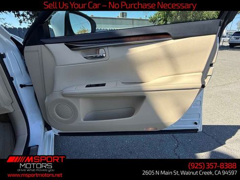 Used 2015 Lexus ES 350 w/ Premium Package FWD image 28